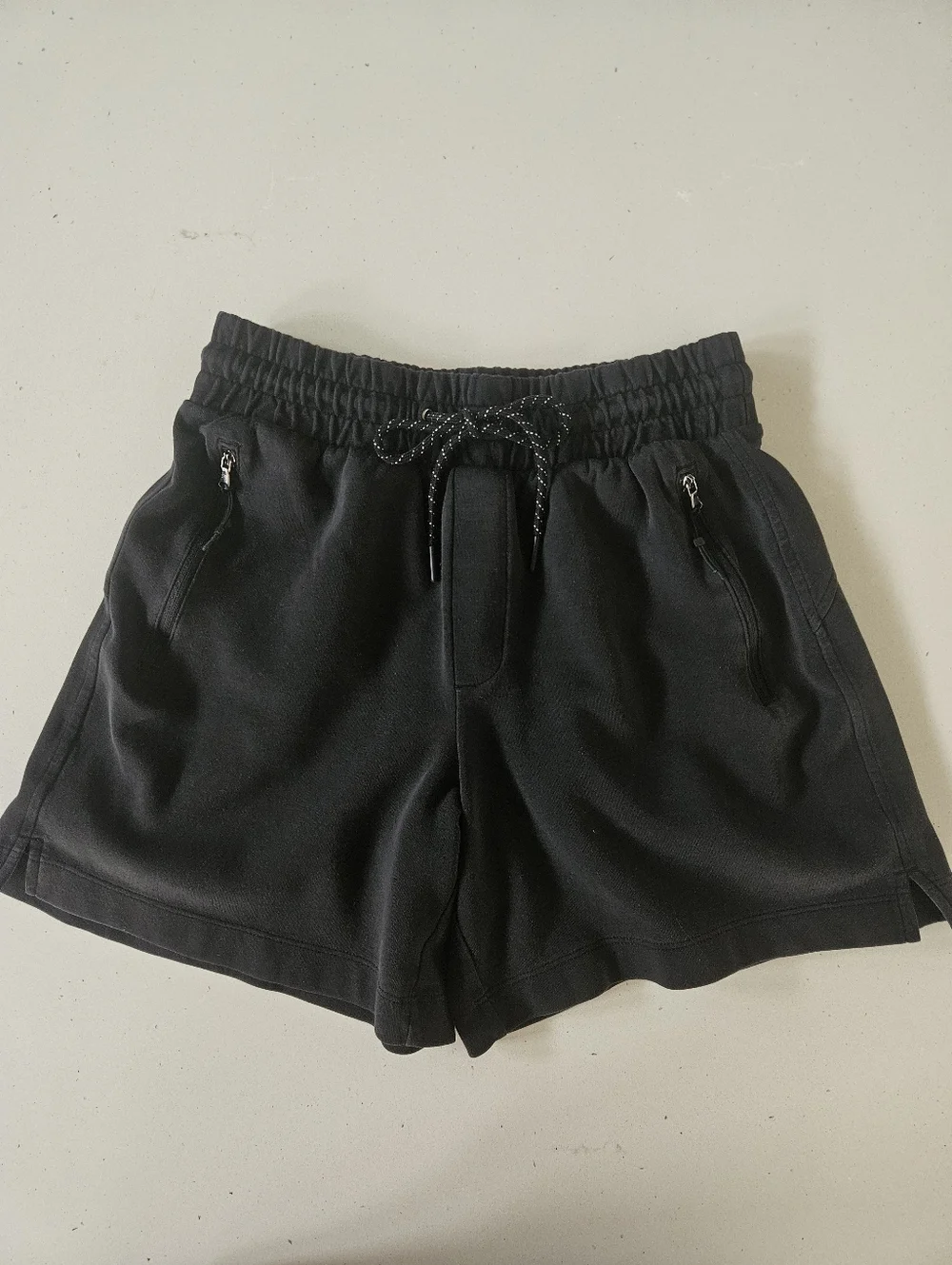 Women’s Old Navy Shorts Lot Active Dynamic Fleece High Rise Breathable Small - Picture 3 of 8